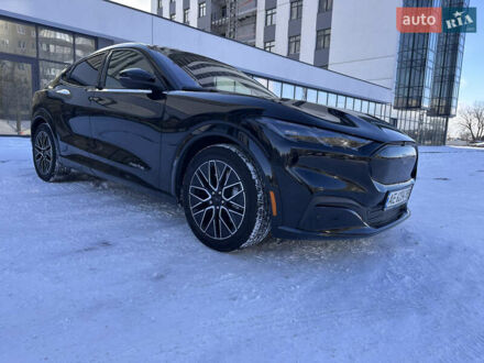 Чорний Форд Mustang Mach-E, об'ємом двигуна 0 л та пробігом 9 тис. км за 29300 $, фото 1 на Automoto.ua