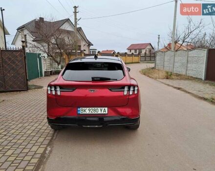 Красный Форд Mustang Mach-E, объемом двигателя 0 л и пробегом 145 тыс. км за 20900 $, фото 7 на Automoto.ua