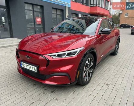 Красный Форд Mustang Mach-E, объемом двигателя 0 л и пробегом 78 тыс. км за 27999 $, фото 12 на Automoto.ua