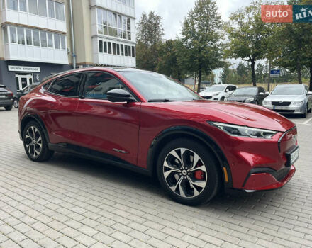 Красный Форд Mustang Mach-E, объемом двигателя 0 л и пробегом 78 тыс. км за 27999 $, фото 9 на Automoto.ua