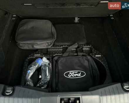 Форд Mustang Mach-E 2021 у Івано-Франківську на Automoto.ua Червоний Форд Mustang Mach-E, об'ємом двигуна 0 л та пробігом 164 тис. км за 21499 $, фото 38 на Automoto.ua