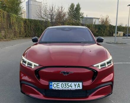 Красный Форд Mustang Mach-E, объемом двигателя 0 л и пробегом 98 тыс. км за 39800 $, фото 1 на Automoto.ua