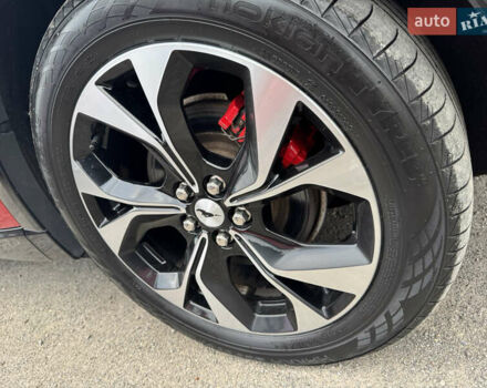 Форд Mustang Mach-E 2021 у Тернополі на Automoto.ua Червоний Форд Mustang Mach-E, об'ємом двигуна 0 л та пробігом 199 тис. км за 25000 $, фото 17 на Automoto.ua