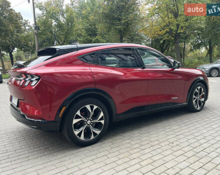 Красный Форд Mustang Mach-E, объемом двигателя 0 л и пробегом 78 тыс. км за 27999 $, фото 7 на Automoto.ua