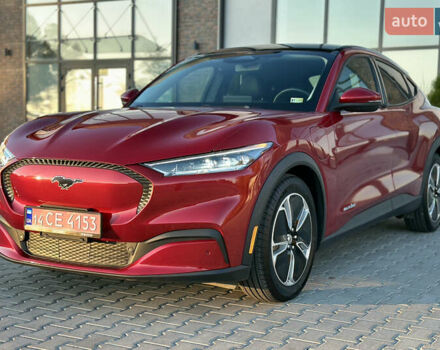 Красный Форд Mustang Mach-E, объемом двигателя 0 л и пробегом 98 тыс. км за 19950 $, фото 25 на Automoto.ua