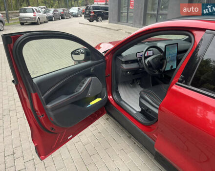 Красный Форд Mustang Mach-E, объемом двигателя 0 л и пробегом 78 тыс. км за 27999 $, фото 14 на Automoto.ua