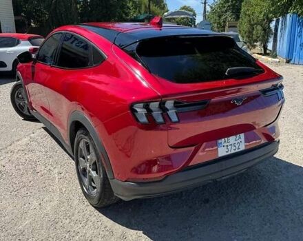 Красный Форд Mustang Mach-E, объемом двигателя 0 л и пробегом 62 тыс. км за 27500 $, фото 4 на Automoto.ua