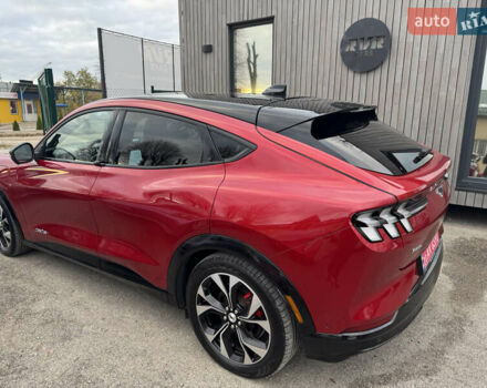 Форд Mustang Mach-E 2021 у Тернополі на Automoto.ua Червоний Форд Mustang Mach-E, об'ємом двигуна 0 л та пробігом 199 тис. км за 25000 $, фото 6 на Automoto.ua
