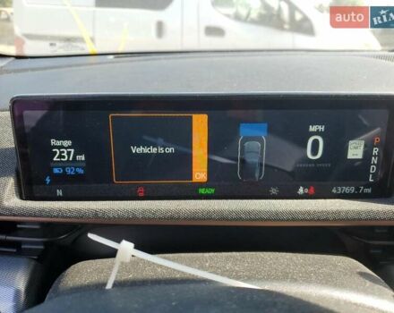 Форд Mustang Mach-E 2021 у Києві на Automoto.ua Червоний Форд Mustang Mach-E, об'ємом двигуна 0 л та пробігом 70 тис. км за 12000 $, фото 8 на Automoto.ua