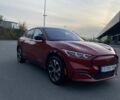 Красный Форд Mustang Mach-E, объемом двигателя 0 л и пробегом 98 тыс. км за 39800 $, фото 2 на Automoto.ua
