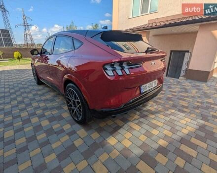 Красный Форд Mustang Mach-E, объемом двигателя 0 л и пробегом 25 тыс. км за 39900 $, фото 11 на Automoto.ua