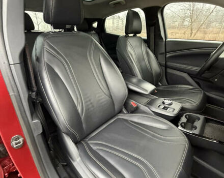 Красный Форд Mustang Mach-E, объемом двигателя 0 л и пробегом 52 тыс. км за 25500 $, фото 15 на Automoto.ua