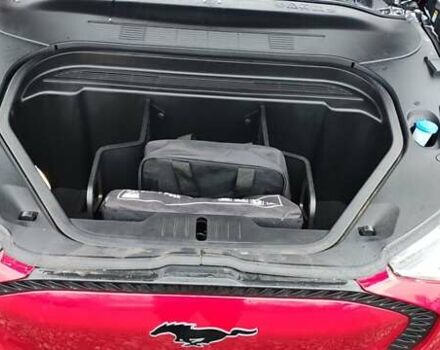 Красный Форд Mustang Mach-E, объемом двигателя 0 л и пробегом 52 тыс. км за 21500 $, фото 18 на Automoto.ua