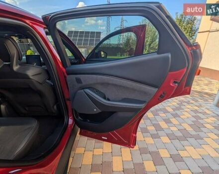 Красный Форд Mustang Mach-E, объемом двигателя 0 л и пробегом 25 тыс. км за 39900 $, фото 29 на Automoto.ua