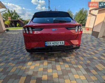 Красный Форд Mustang Mach-E, объемом двигателя 0 л и пробегом 25 тыс. км за 39900 $, фото 6 на Automoto.ua