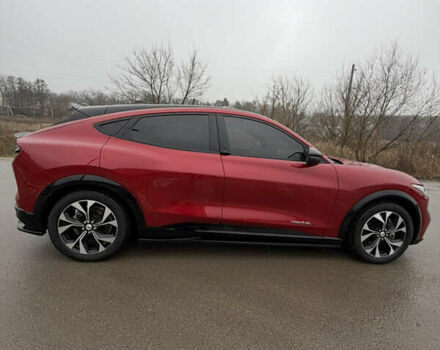 Красный Форд Mustang Mach-E, объемом двигателя 0 л и пробегом 52 тыс. км за 25500 $, фото 5 на Automoto.ua