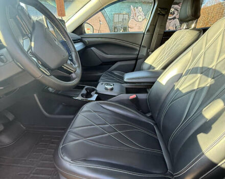 Червоний Форд Mustang Mach-E, об'ємом двигуна 0 л та пробігом 71 тис. км за 25000 $, фото 8 на Automoto.ua