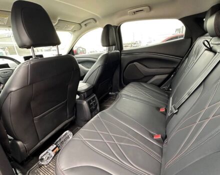 Красный Форд Mustang Mach-E, объемом двигателя 75 л и пробегом 16 тыс. км за 28500 $, фото 15 на Automoto.ua