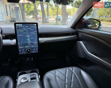 Червоний Форд Mustang Mach-E, об'ємом двигуна 0 л та пробігом 63 тис. км за 28300 $, фото 29 на Automoto.ua