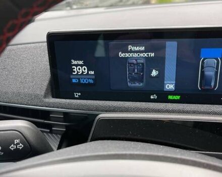 Красный Форд Mustang Mach-E, объемом двигателя 0 л и пробегом 98 тыс. км за 39800 $, фото 7 на Automoto.ua