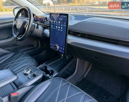 Красный Форд Mustang Mach-E, объемом двигателя 0 л и пробегом 98 тыс. км за 19950 $, фото 37 на Automoto.ua