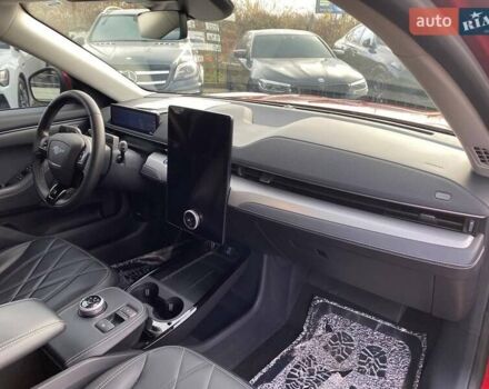 Червоний Форд Mustang Mach-E, об'ємом двигуна 0 л та пробігом 38 тис. км за 24000 $, фото 8 на Automoto.ua