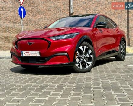 Красный Форд Mustang Mach-E, объемом двигателя 0 л и пробегом 14 тыс. км за 30999 $, фото 1 на Automoto.ua