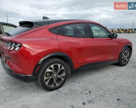 Красный Форд Mustang Mach-E, объемом двигателя 0 л и пробегом 102 тыс. км за 9400 $, фото 3 на Automoto.ua