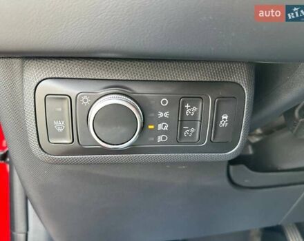 Красный Форд Mustang Mach-E, объемом двигателя 0 л и пробегом 69 тыс. км за 19990 $, фото 15 на Automoto.ua