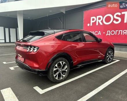 Красный Форд Mustang Mach-E, объемом двигателя 0 л и пробегом 80 тыс. км за 26500 $, фото 6 на Automoto.ua