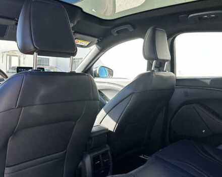 Червоний Форд Mustang Mach-E, об'ємом двигуна 0 л та пробігом 45 тис. км за 25000 $, фото 13 на Automoto.ua