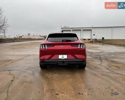 Красный Форд Mustang Mach-E, объемом двигателя 0 л и пробегом 21 тыс. км за 16500 $, фото 4 на Automoto.ua