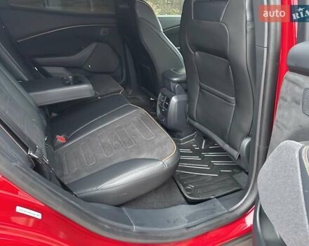 Красный Форд Mustang Mach-E, объемом двигателя 0 л и пробегом 21 тыс. км за 16500 $, фото 11 на Automoto.ua