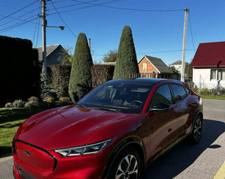 Форд Mustang Mach-E 2022 в Луцке на Automoto.ua Красный Форд Mustang Mach-E, объемом двигателя 0 л и пробегом 45 тыс. км за 27200 $, фото 1 на Automoto.ua