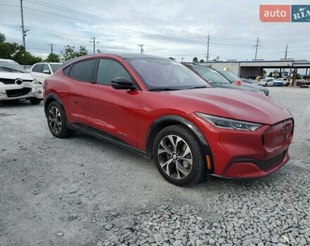 Красный Форд Mustang Mach-E, объемом двигателя 0 л и пробегом 102 тыс. км за 9400 $, фото 1 на Automoto.ua