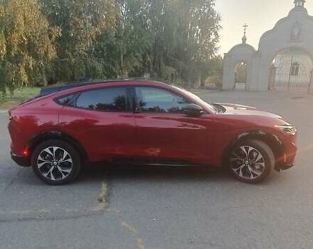 Красный Форд Mustang Mach-E, объемом двигателя 0 л и пробегом 17 тыс. км за 34000 $, фото 5 на Automoto.ua