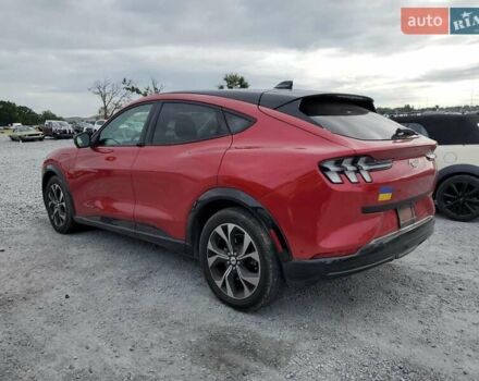 Красный Форд Mustang Mach-E, объемом двигателя 0 л и пробегом 102 тыс. км за 9400 $, фото 2 на Automoto.ua