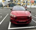 Красный Форд Mustang Mach-E, объемом двигателя 0 л и пробегом 80 тыс. км за 26500 $, фото 1 на Automoto.ua