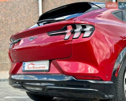 Красный Форд Mustang Mach-E, объемом двигателя 0 л и пробегом 14 тыс. км за 30999 $, фото 12 на Automoto.ua
