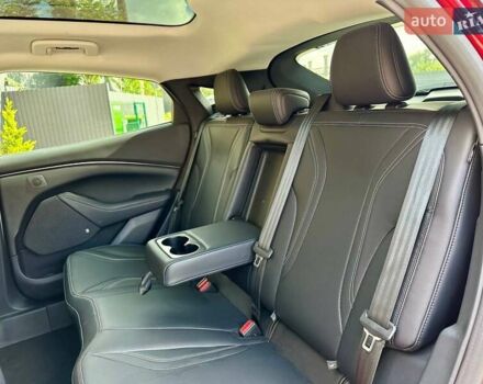 Красный Форд Mustang Mach-E, объемом двигателя 0 л и пробегом 14 тыс. км за 30999 $, фото 19 на Automoto.ua