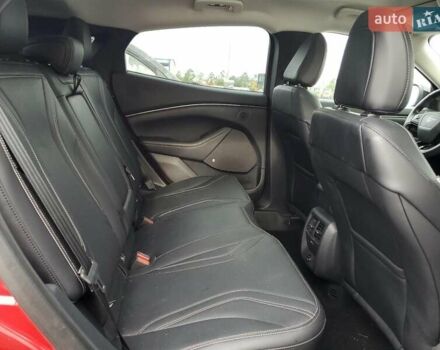 Красный Форд Mustang Mach-E, объемом двигателя 0 л и пробегом 102 тыс. км за 9400 $, фото 10 на Automoto.ua