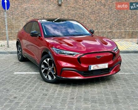 Красный Форд Mustang Mach-E, объемом двигателя 0 л и пробегом 14 тыс. км за 30999 $, фото 6 на Automoto.ua