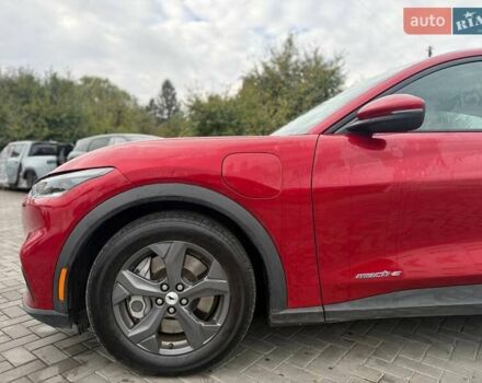 Красный Форд Mustang Mach-E, объемом двигателя 0 л и пробегом 107 тыс. км за 19500 $, фото 9 на Automoto.ua