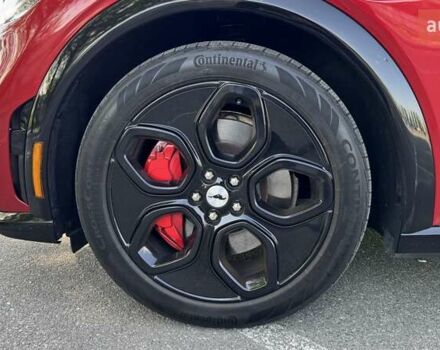 Красный Форд Mustang Mach-E, объемом двигателя 0 л и пробегом 43 тыс. км за 29999 $, фото 22 на Automoto.ua