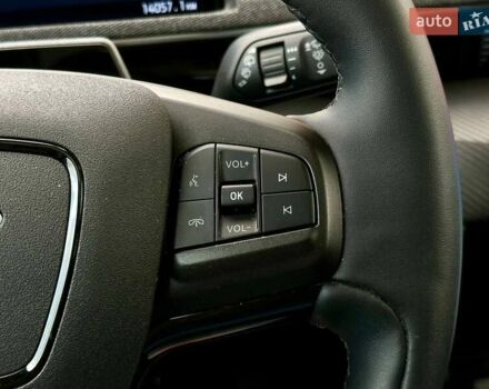 Красный Форд Mustang Mach-E, объемом двигателя 0 л и пробегом 14 тыс. км за 30999 $, фото 30 на Automoto.ua