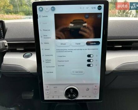 Красный Форд Mustang Mach-E, объемом двигателя 0 л и пробегом 69 тыс. км за 19990 $, фото 22 на Automoto.ua