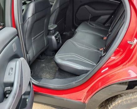 Красный Форд Mustang Mach-E, объемом двигателя 0 л и пробегом 6 тыс. км за 26999 $, фото 27 на Automoto.ua