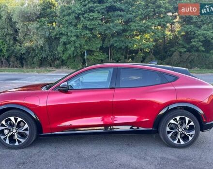 Красный Форд Mustang Mach-E, объемом двигателя 0 л и пробегом 10 тыс. км за 26500 $, фото 8 на Automoto.ua