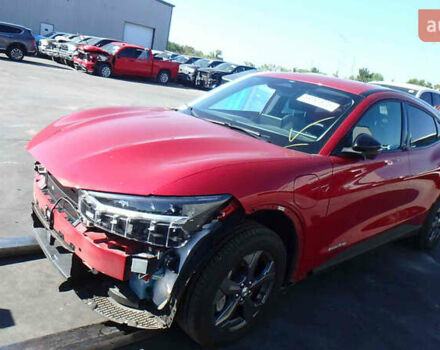 Красный Форд Mustang Mach-E, объемом двигателя 0 л и пробегом 27 тыс. км за 16000 $, фото 2 на Automoto.ua