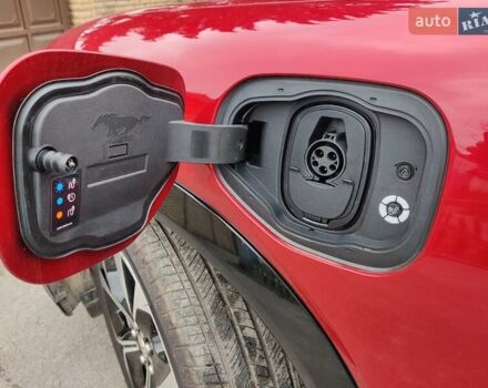 Красный Форд Mustang Mach-E, объемом двигателя 0 л и пробегом 6 тыс. км за 26999 $, фото 13 на Automoto.ua